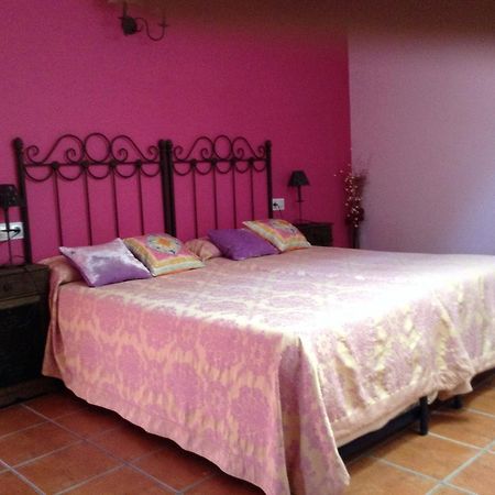 Hostal Camino Del Perdon Uterga Екстериор снимка