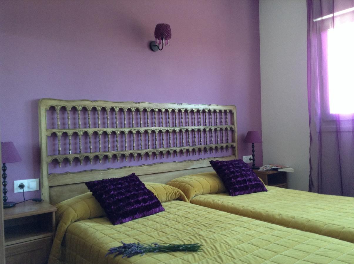 Hostal Camino Del Perdon Uterga Екстериор снимка